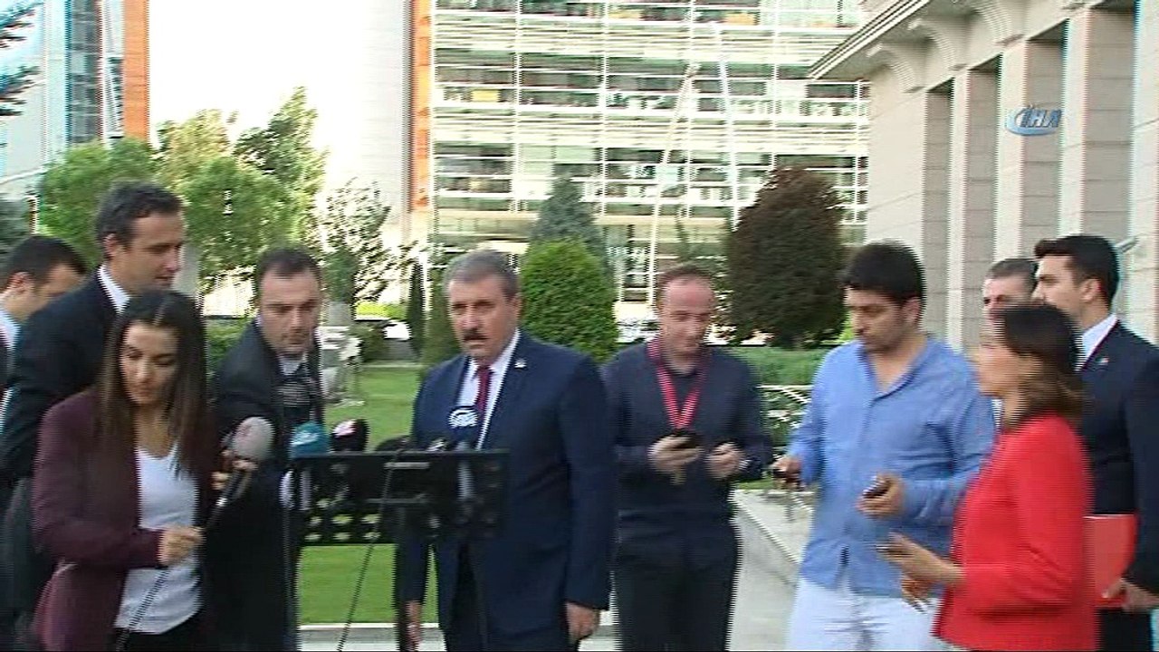 BBP Genel Başkanı Destici: 'Cumhur ittifakının içinde olmamızın sebebi asla bir milletvekilliği pazarlığı değil. Ülkemizin, devletimizin bekası için burada durduğumuzu ifade ettik ve bu inancımızı muhafaza ediyoruz'