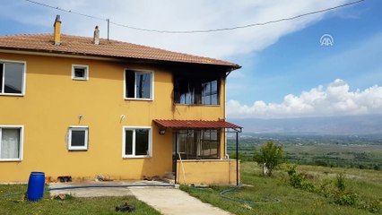 Sineği yakmak isterken evini yaktı - ERZİNCAN