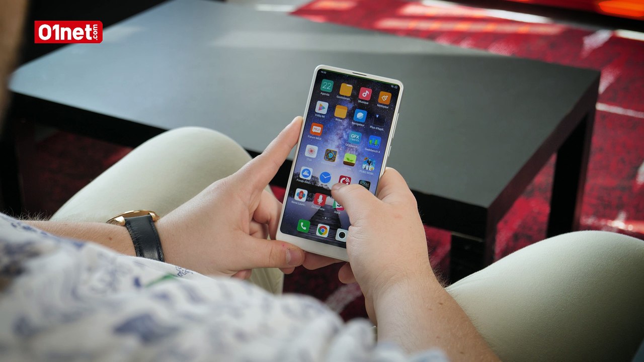 Test Xiaomi Mi Mix 2S : un smartphone séduisant mais un peu décevant