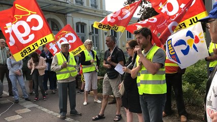Mobilisation devant la gare