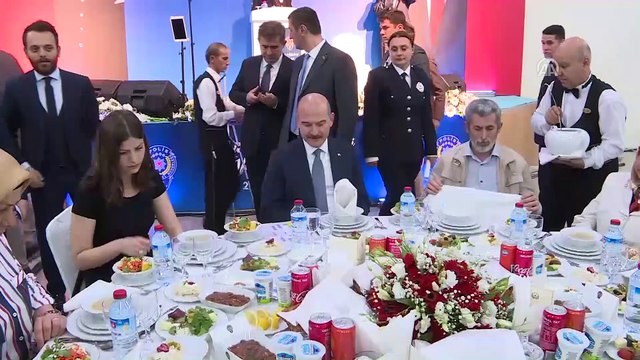 Bakan Soylu, şehit aileleri ve gazilerle birlikte iftar yaptı - ANKARA