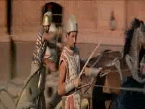 Ben Hur Jennifer Saunders, Holding Out for a Hero