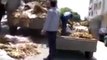 Malatya'da Borç Erteleme Talebi Reddedilen Çiftçi, Banka Önünde Kendini Yakmaya Kalktı