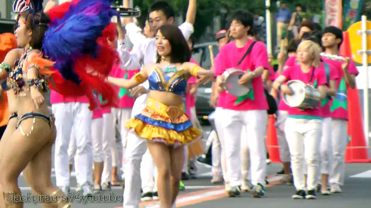 JDサンバ☆活発女子大生のサンバ！！ 東京外国語大学 SAMBA CARNIVAL （サンバカーニバル） (2)
