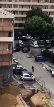 Marseille : Des homme cagoulés ouvrent le feu avec leurs AK-47 !