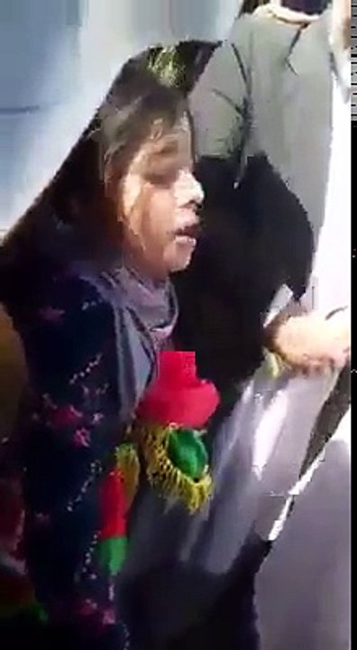 ناله و فغان دختر قهرمان شهيد موسىٰ از اناردره ولایت فراه كه سنگ و چوب به حال اين مُلك ميگريد اینجاست فلسطین من ...حماسه محمدى