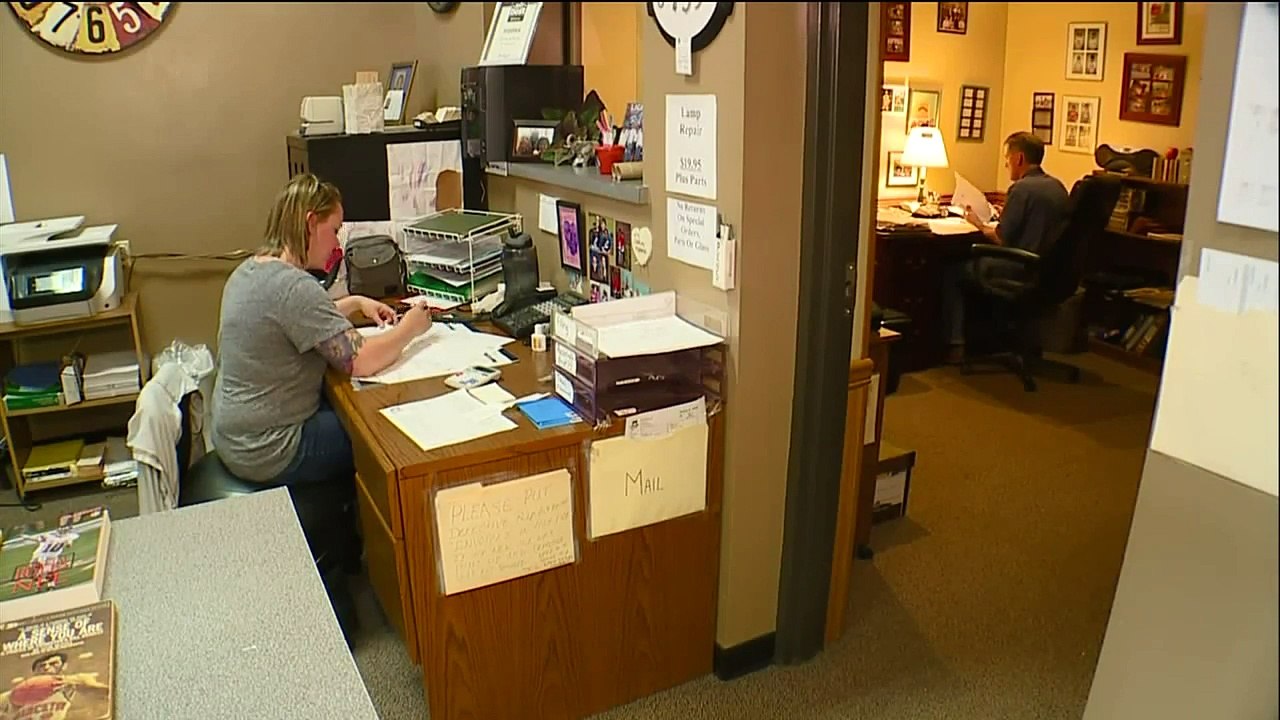 Sister Donates Kidney to Save Brother`s Life