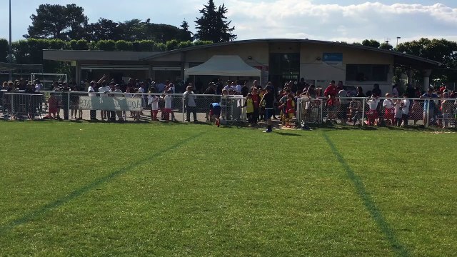 Tournoi St Marcel u11 entrée des joueurs