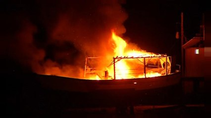 ضربات جوية إسرائيلية تدمر قاربا في غزة