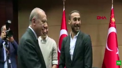 Cumhurbaşkanı Erdoğan, Premier Ligin Türk yıldızlarıyla bir araya geldi