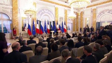 Putin ve Macron, St. Petersburg'ta bir araya geldi - ST. PETERSBURG