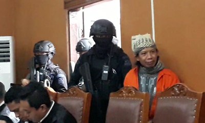 Aman Abdurahman Bacakan Pledoi di Sidang Lanjutan