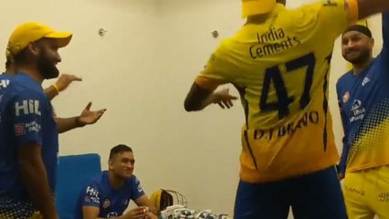 IPL 2018 : Bravo Pays 'Dance' Tribute To Dhoni in Dressing Room