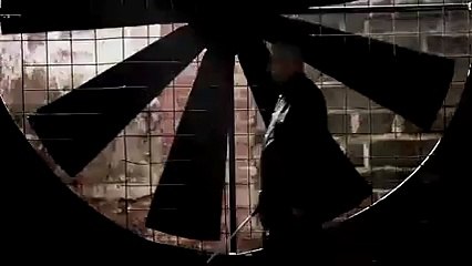 Duvarları yıkın, çünkü biz de varız