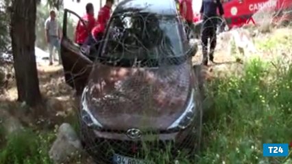 Aracın kontrolünü kaybeden şoförü, uçuruma düşmekten tel örgüler kurtardı