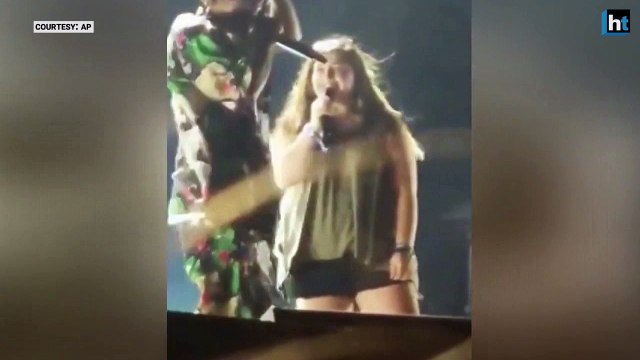 Kendrick Lamar interrupts a white female fan after she uses the N-word