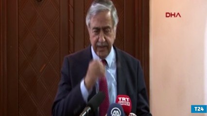 Скачать видео: KKTC Cumhurbaşkanı Akıncı ve Anastasiadis 10 ay sonra ilk kez bir araya geldi