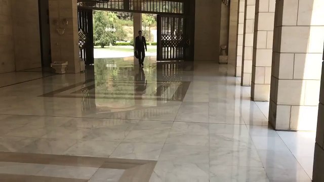 Suriye Devlet Başkanı Beşar Esadın ülkesine yönelik ABD-Fransa-İngiltere saldırısının sabahında işe gidiş görüntüleri