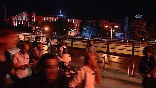 Kara Havacılık Komutanlığı davasında esas hakkındaki mütalaasını veren savcının 29'ar kez ağırlaştırılmış müebbet ve 5 bin 736 yıl hapsini istediği sanıklar arasında Genelkurmay Başkanı Orgeneral Hulusi Akar'ı Akıncı Üssü'nden Çankaya Köşkü'