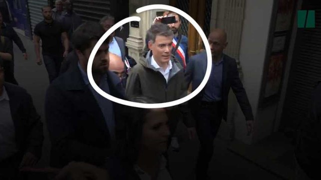 Le patron du PS hué et écarté de la manifestation des fonctionnaires