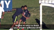 Neymar s'entraîne avec l'équipe du Brésil pour le Mondial