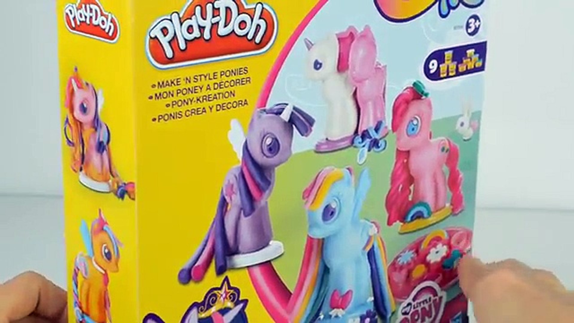 Play-Doh My Little Pony Rainbow Dash Style Salon Set with 6 Cans of Sparkle  Play-Doh 