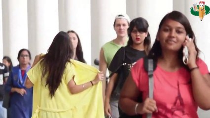 लड़की का पब्लिक में मजेदार प्रैंक देखे पब्लिक के फनी रिएक्शन !