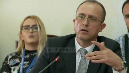 Interneti kundër telefonisë, fitimet ulen me 13% - Top Channel Albania - News - Lajme