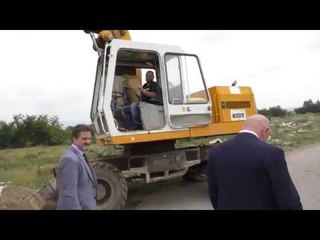 Iniciativa për pastrimin e fshatit Rogovë, komuna e Gjakovës dhuroi 15 shporta metalike - Lajme