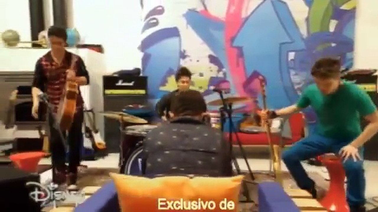 Soy Luna 3 Matteo quiere recuperar el video de Emilia para recuperar a Luna Cap 27