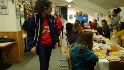 Des petits moments de plaisir avec le Mr : coach Mario est la dirigeante de  U16F de Plaisir