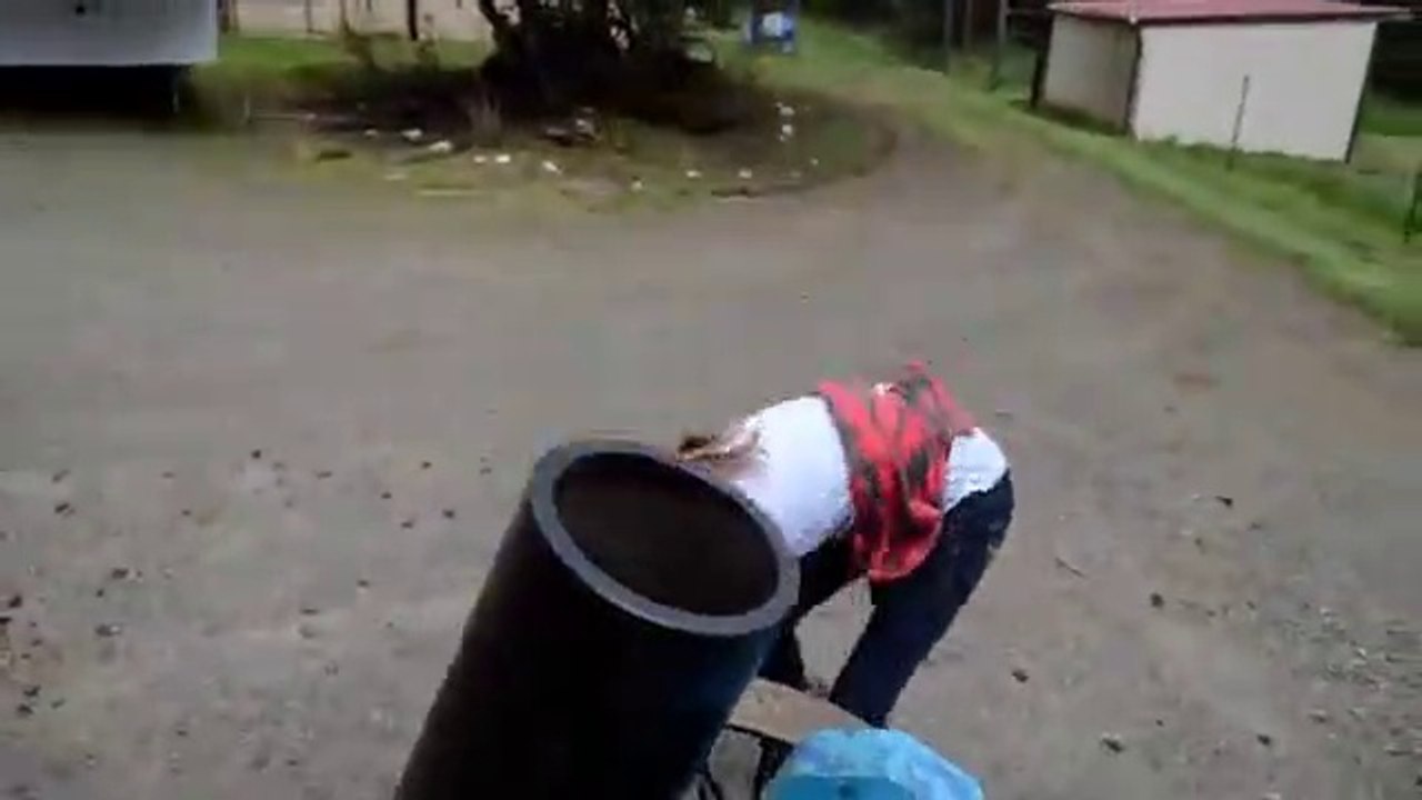 GoPro fixé sur un boulet de canon... Ca donne ça!