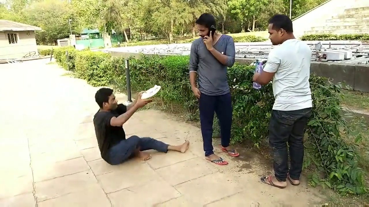 COMEDY4