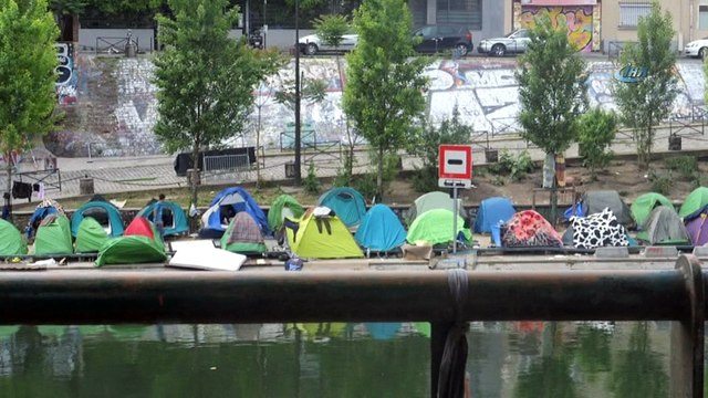 - Paris'teki Sığınmacı Kampları Kaldırılıyor