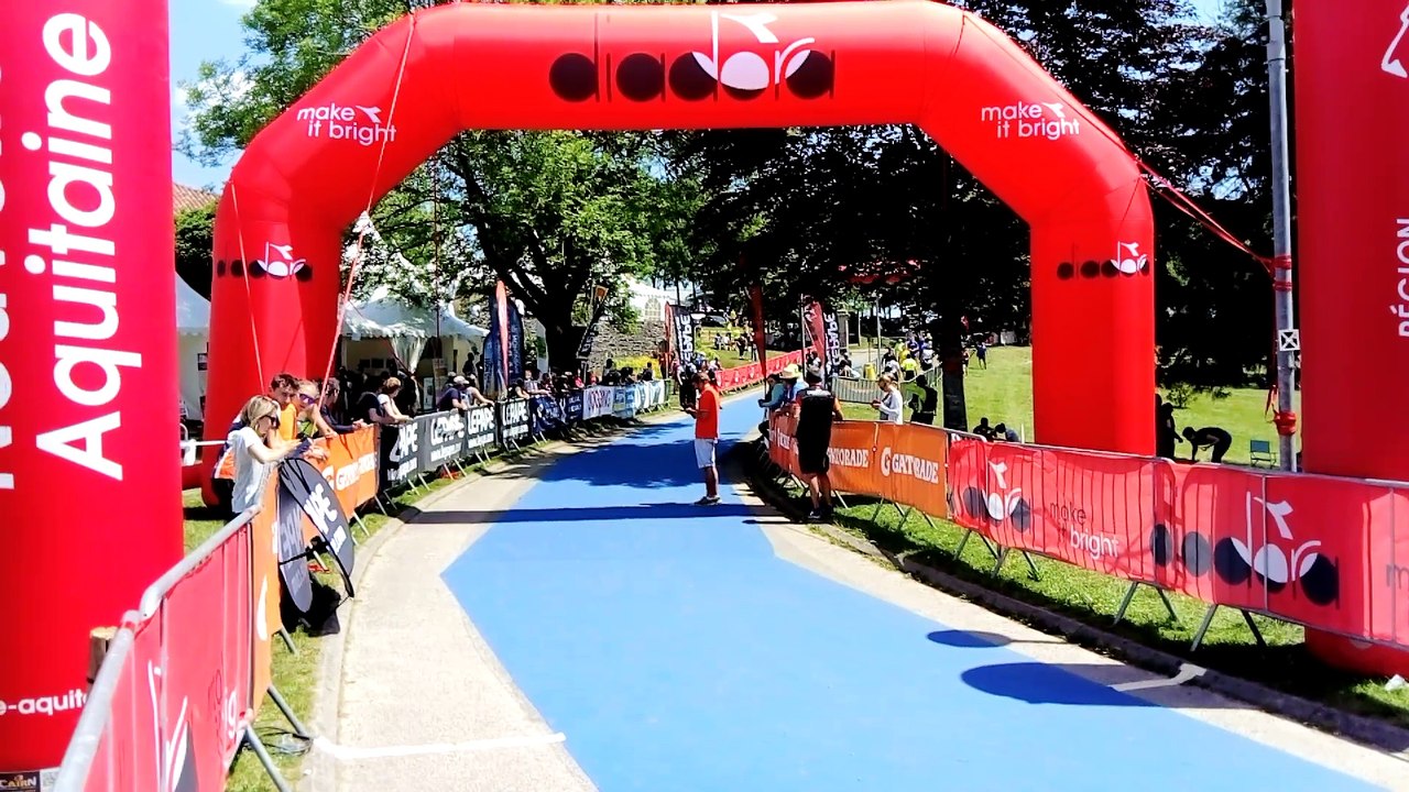 L'arrivée de Cyril Caniou au Trail des Gendarme...