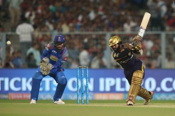 தினேஷ் கார்த்திக்கின் விக்கெட் வீழ்ந்ததற்கு கவலையடைந்த சியர் லீடர்