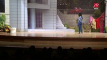 مسرح مصر - أمك قالت عليا مشخصاتي ...  حمدي الميرغني يخرج عن النص ويغازل زوجته على المسرح