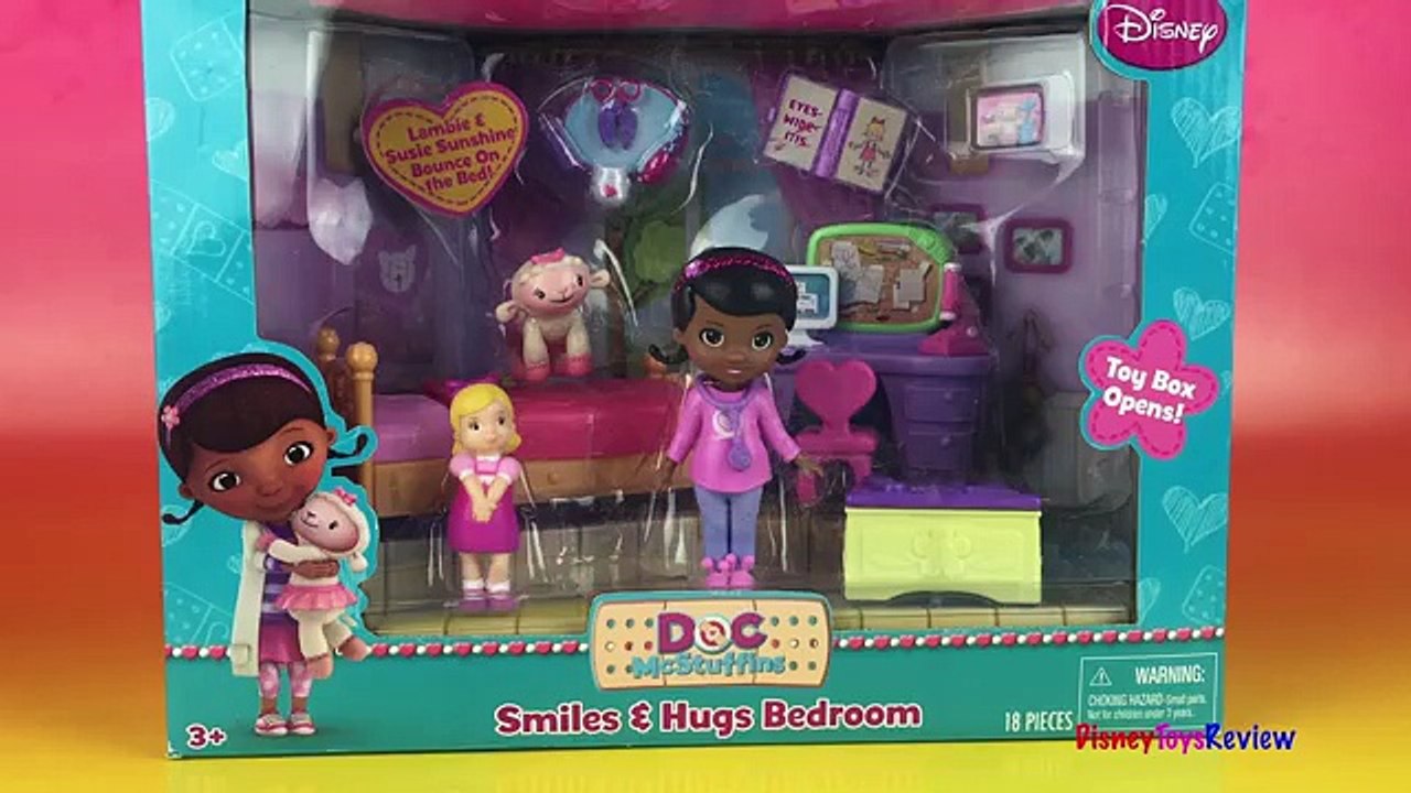 Doctor Pretend with Doc McStuffins Lambie ❤ Smiles and Hugs bedroom playset
