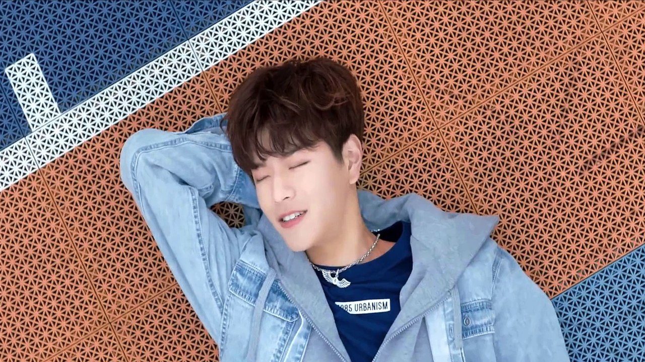 GROW UP Stray Kids – 잘 하고 있어 (Grow Up) STRAY KIDS grow up Lyrics