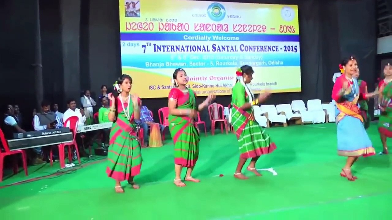SANTHALI DANCE