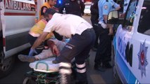 Polisi ile kimlik sorduğu şahıslar arasında çıkan arbedede 1'i polis 3 kişi yaralandı