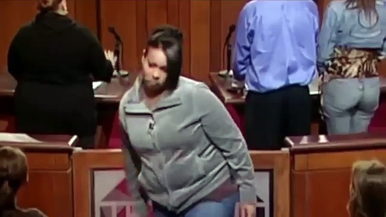 Judge Judy Lets Dog Find Its REAL Owner Inside Court