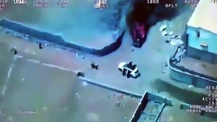 شاهد لحظة استهداف موكب رئيس المجلس السياسي للحوثيين صالح الصماد بغارات جوية في الحديدة