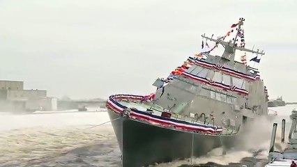 Large Ships Moving into water...!!!!Amazing Video Compilation...!!!