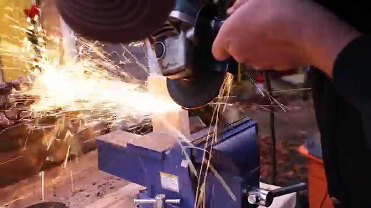 How to make a Japanese pocket knife from rebar - forging a knife for beginners - Higonokami knife