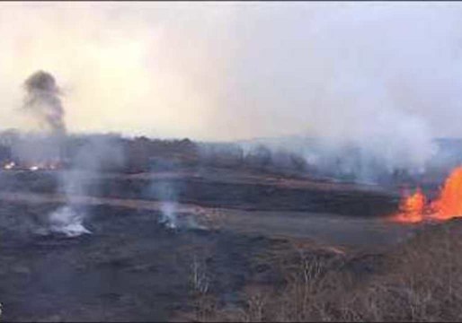 Helicopter View Shows Fissure Complex and Lava Ocean Entry in Hawaii's Lower East Rift Zone