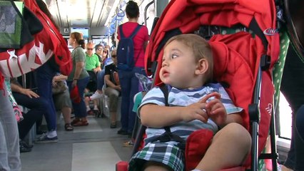 Tramvayda müzik keyfi