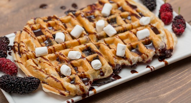 طريقة عمل وافل البف باستري المحشي