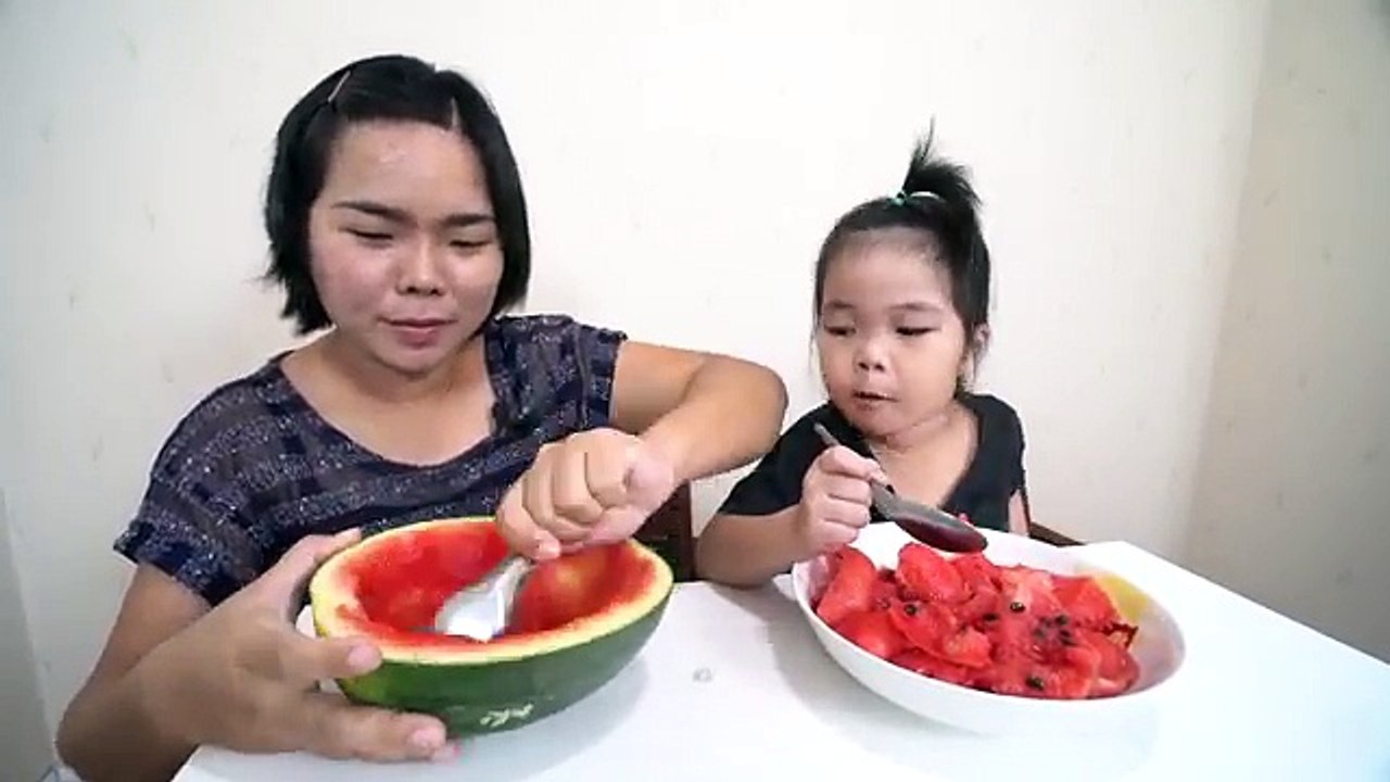 น้องถูกใจ | ง่ายที่สุดกระทงเปลือกแตงโม