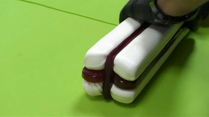 شاهد: متجر يصنع حلوى بأعلام ألوان المنتخبات المشاركة في المونديال